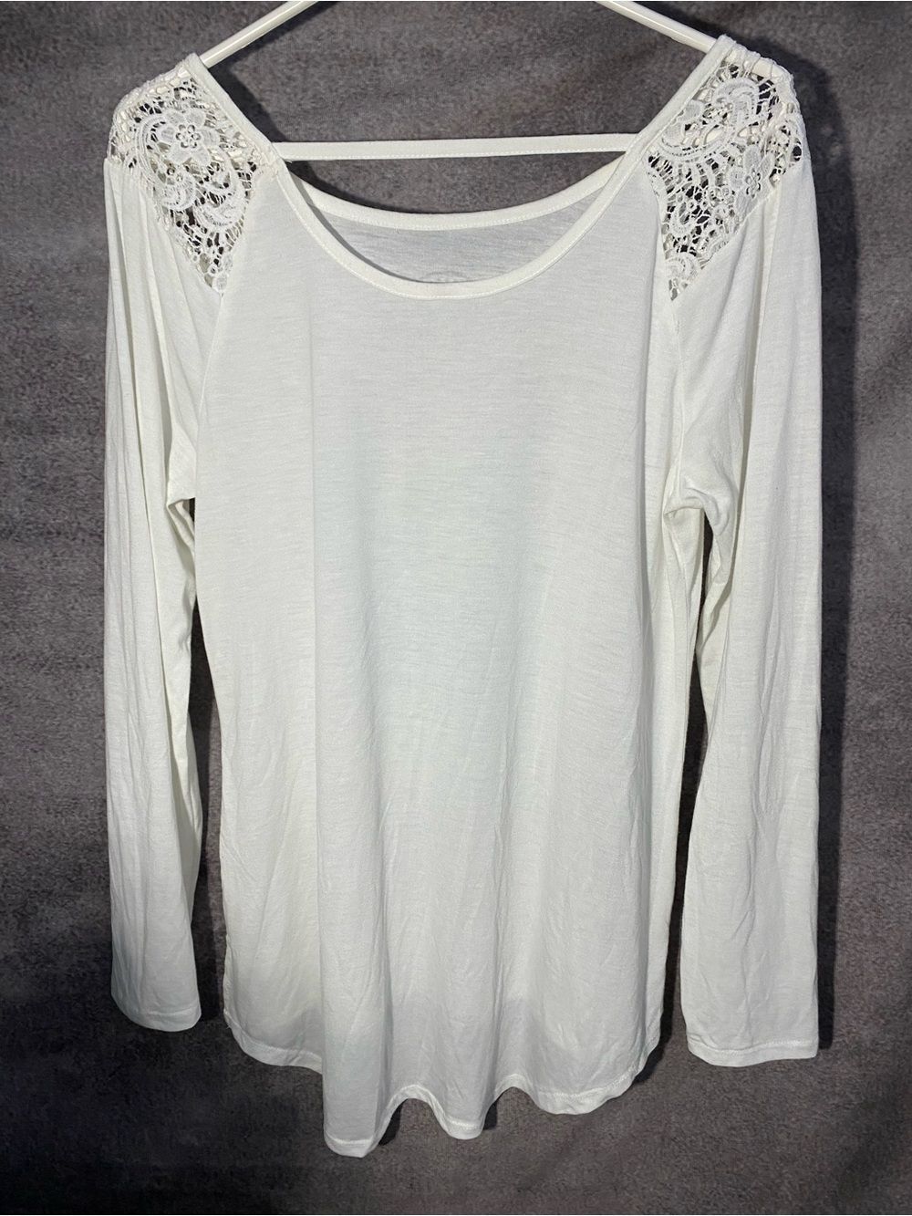 White Hamsa Hand Graphic Long Sleeve Top Lace Shoulder Accent Medium - Picture 7 of 9
